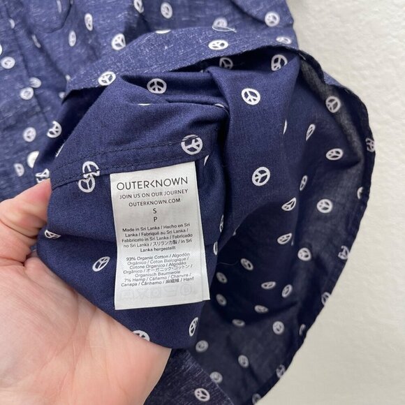 Outerknown Peace Sign Print Organic Short Sleeve Button Up Shirt Mens Small NEW - Picture 4 of 6